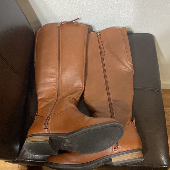 Universal Thred Women’s Knee High Boots. Size 7 - Picture 4 of 7